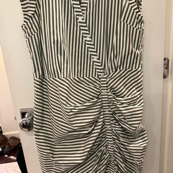 Veronica Beard Striped Asymmetric-Button Midi Dress Green White size 16 - Picture 6 of 15